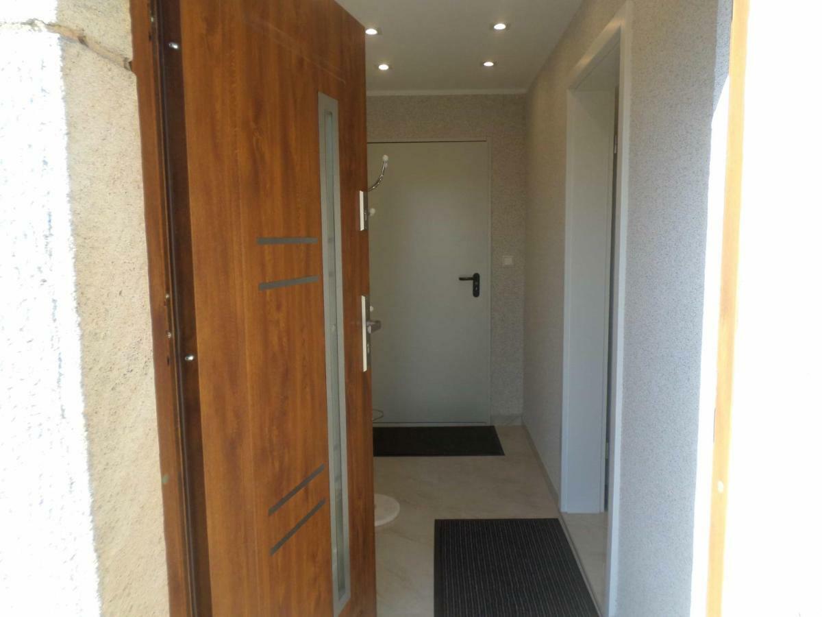 1 Zi. Apartment Naehe Flughafen/Messe Stuttgart 24H Waldenbuch Exterior photo